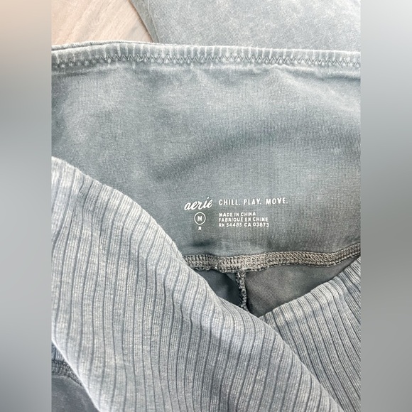 Aerie Chill Play Move Leggings - Picture 5 of 6